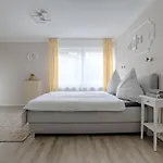 公寓 H-apartments Bismarckstrasse *