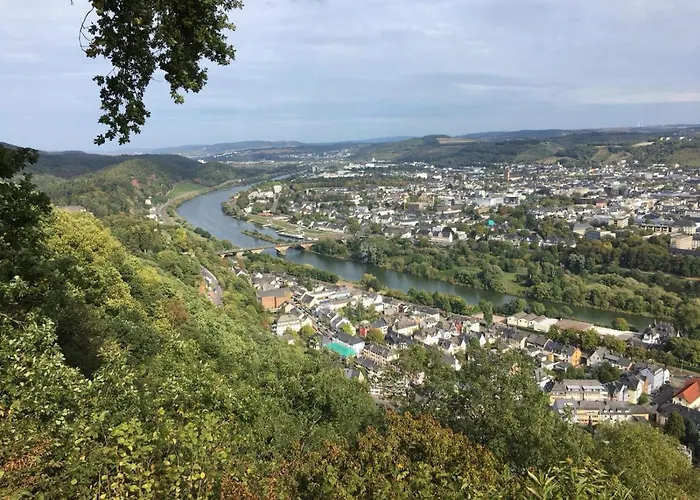 H-apartments Bismarckstrasse 公寓 *